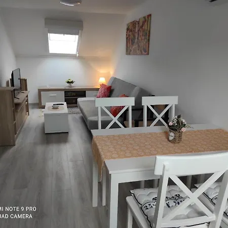 Era Apartman Apartament *