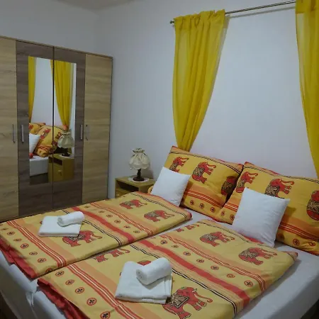 Era Apartman Apartament *