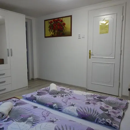 Era Apartman Apartament *