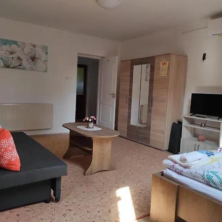 Era Apartman *